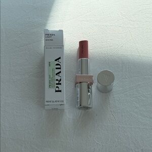 Prada Beauty Light Glowing lipcolor - U018 Pink